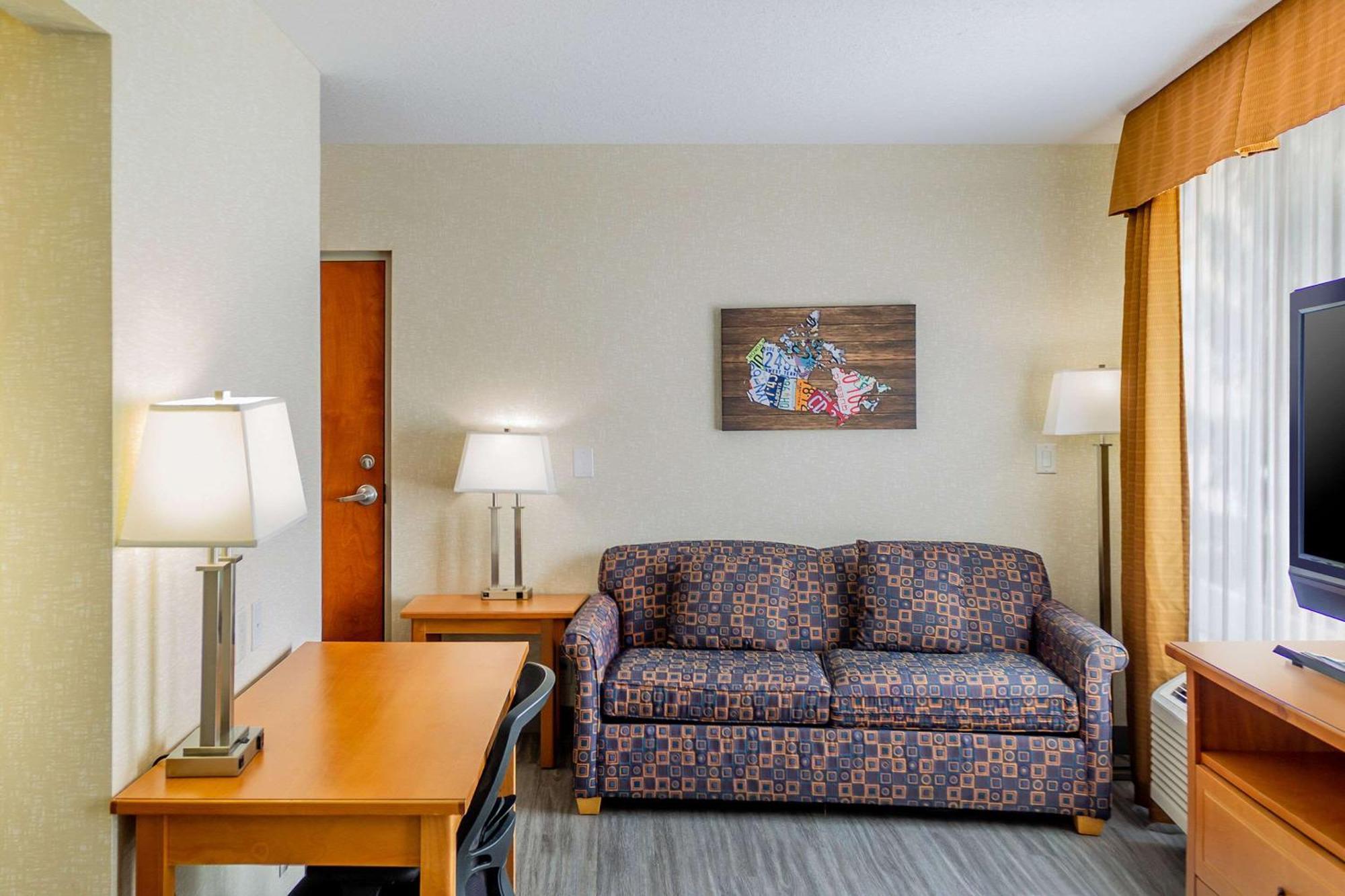 Econo Lodge Inn & Suites University YYC Dış mekan fotoğraf
