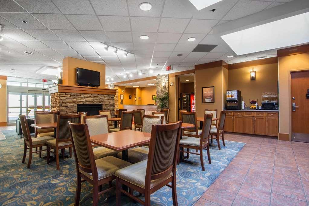 Econo Lodge Inn & Suites University YYC İç mekan fotoğraf